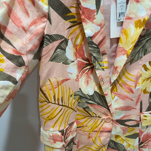 Joie Blazer - Picture 5 of 6